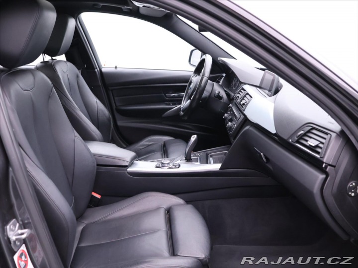 BMW 3 2,0 18d M-paket Aut. Navi 2015