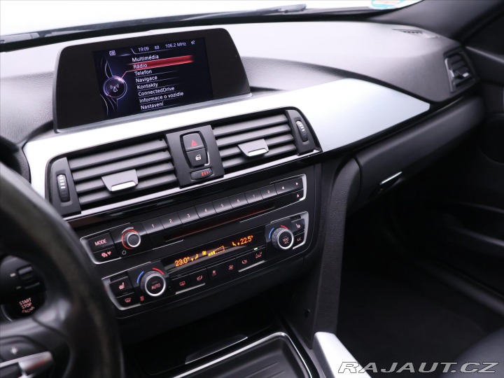 BMW 3 2,0 18d M-paket Aut. Navi 2015
