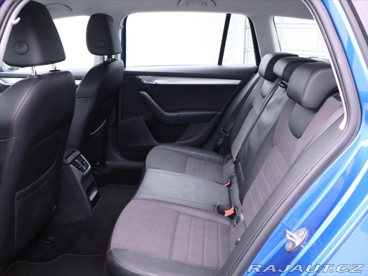 Škoda Octavia 1,6 TDI Elegance Xenon Na 2013