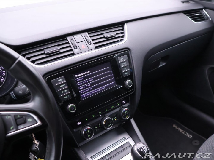 Škoda Octavia 1,6 TDI Elegance Xenon Na 2013