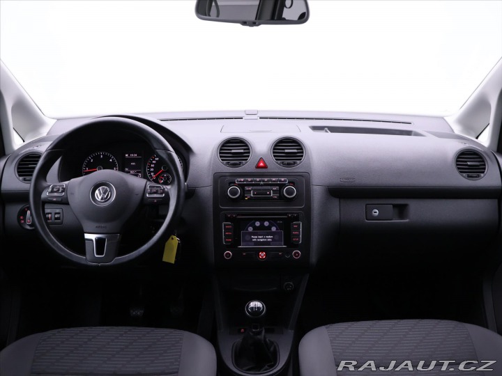 Volkswagen Caddy 1,6 TDI 7-Míst Navi 1.Maj 2012