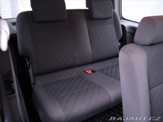 Volkswagen Caddy 1,6 TDI 7-Míst Navi 1.Maj 2012