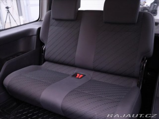 Volkswagen Caddy 1,6 TDI 7-Míst Navi 1.Maj 2012
