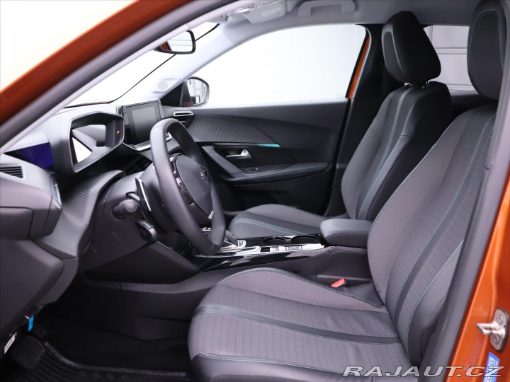 Peugeot 2008 1,2 PT 96kW ALLURE CZ 1Ma 2021