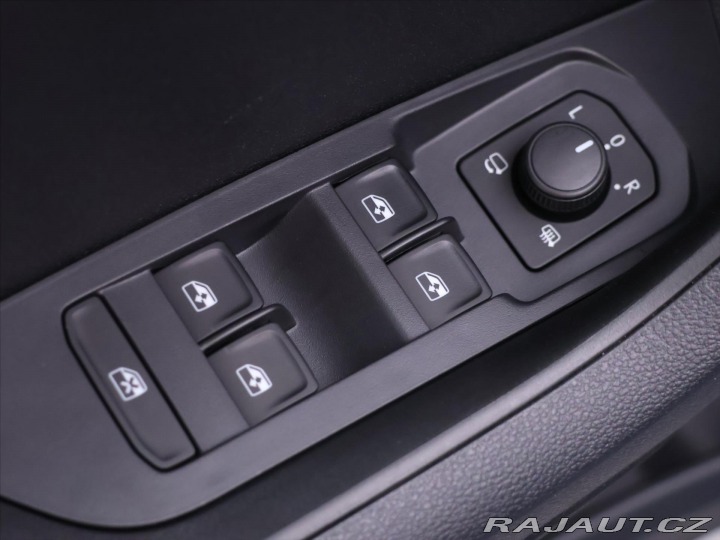 Škoda Karoq 2,0 TDI 4x4 DSG Sportline 2024