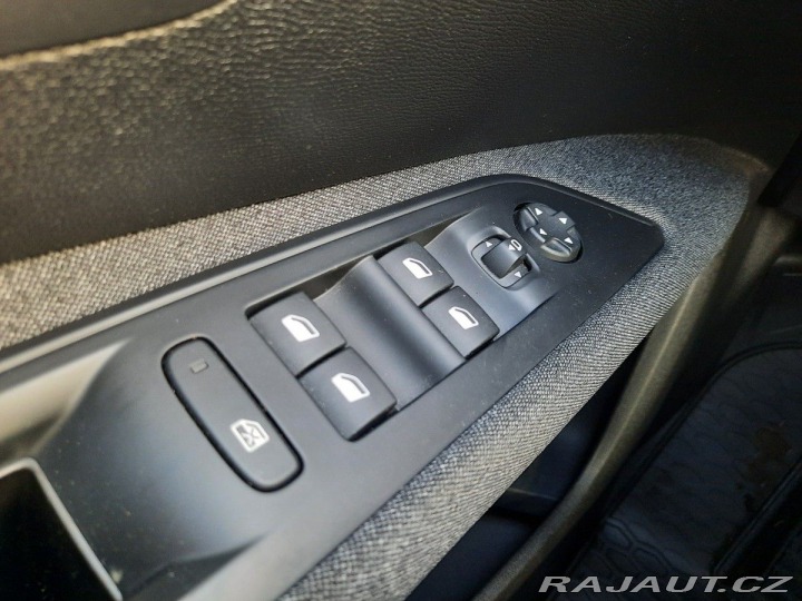 Peugeot 5008 1,5 BHDI 130k EAT8 2023