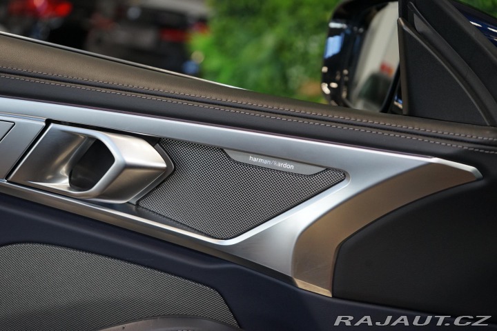 BMW 8 840i GC M Pano Crafted Zá 2022