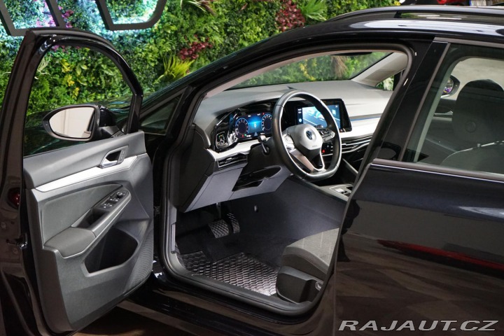 Volkswagen Golf Variant 1.5 eTSI 110kW DS 2022