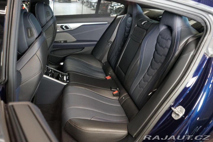 BMW 8 840i GC M Pano Crafted Zá 2022