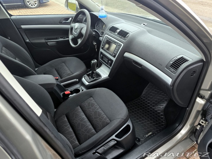 Škoda Octavia 2.0 TDi CR limuzína 2011