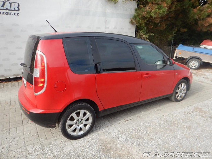 Škoda Roomster 1.6 Tdi, 66 kw 2011