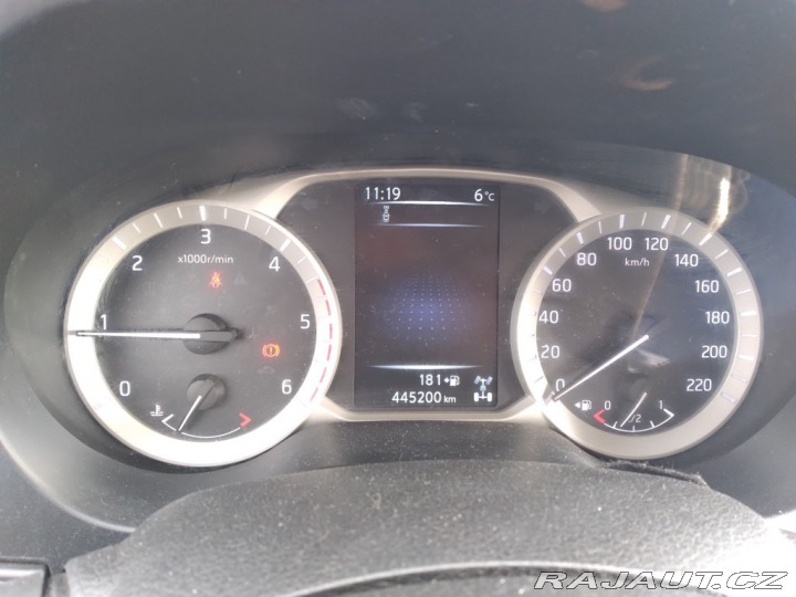 Nissan Navara 2.3 dCi 120kW 4x4 MANUÁL, 2017