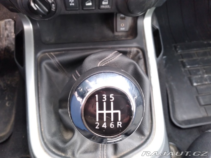Nissan Navara 2.3 dCi 120kW 4x4 MANUÁL, 2017