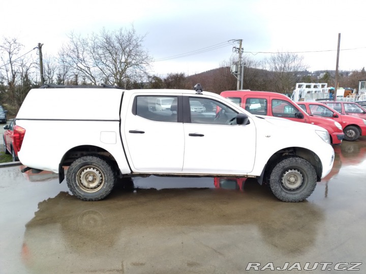 Nissan Navara 2.3 dCi 120kW 4x4 MANUÁL, 2017