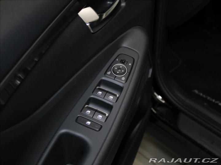 Hyundai Santa Fe 2,2 CRDi 142Kw 7-míst 20t 2023