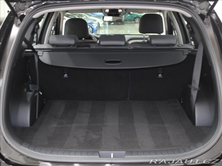 Hyundai Santa Fe 2,2 CRDi 142Kw 7-míst 20t 2023
