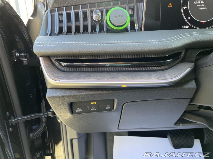Škoda Superb 2,0 TDi DSG L&K Záruk 2024