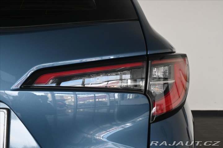 Toyota Corolla 1,8 e-CVT Hybrid 72kW Zár 2022