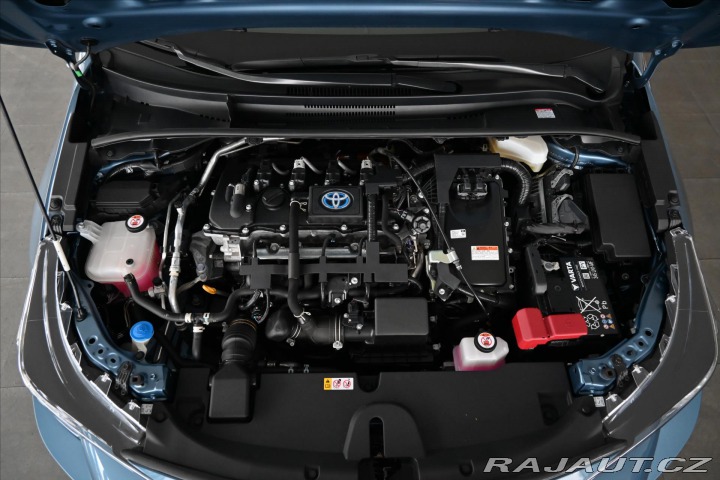 Toyota Corolla 1,8 e-CVT Hybrid 72kW Zár 2022