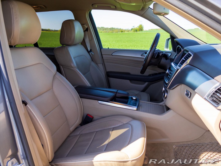 Mercedes-Benz M 3,0 350CDI 190kW 4Matic A 2012