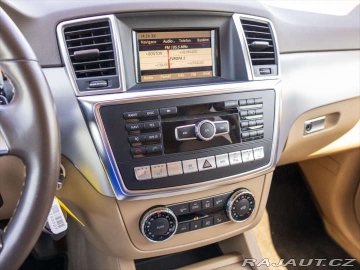 Mercedes-Benz M 3,0 350CDI 190kW 4Matic A 2012
