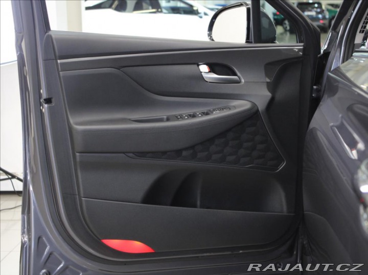 Hyundai Santa Fe 2,2 CRDi 142kW 7-míst 34t 2023