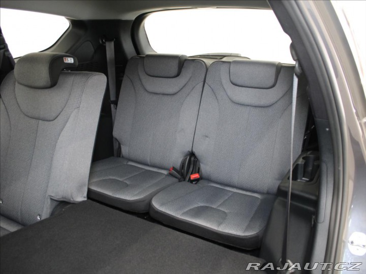 Hyundai Santa Fe 2,2 CRDi 142kW 7-míst 34t 2023