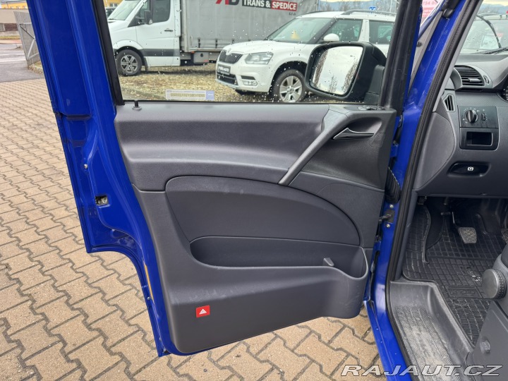 Mercedes-Benz Vito 9 MÍST 2,2 CDI 120 KW 2011