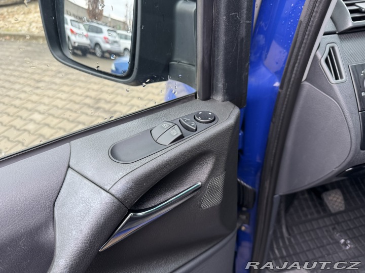 Mercedes-Benz Vito 9 MÍST 2,2 CDI 120 KW 2011