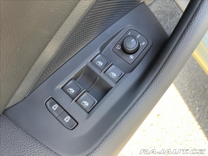 Škoda Superb 2,0 TDi DSG L&K REZER 2025