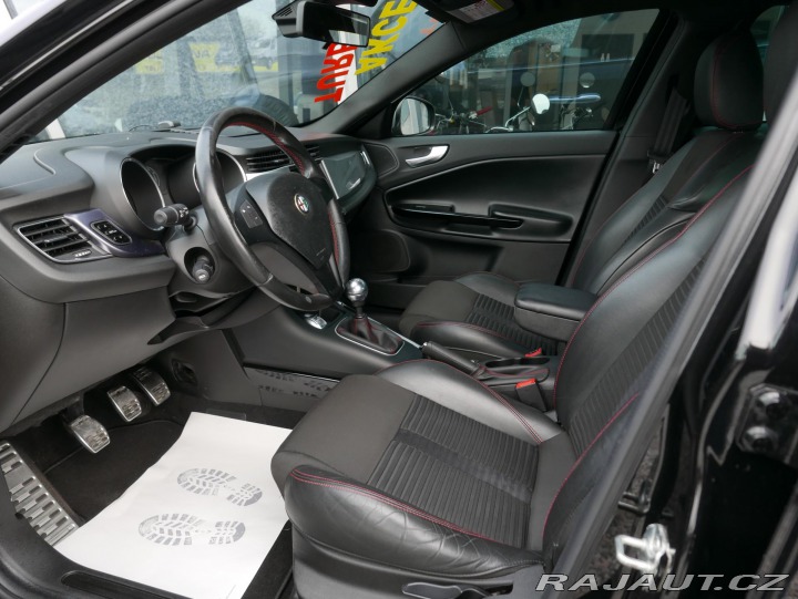 Alfa Romeo Giulietta 1,75 TBi Q.V. REZERVACE 2012