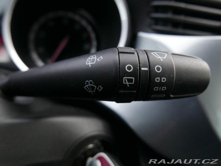 Alfa Romeo Giulietta 1,75 TBi Q.V. REZERVACE 2012