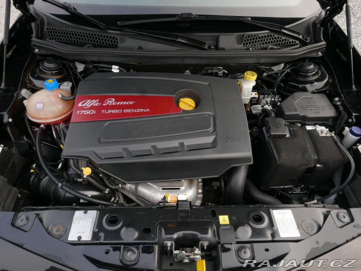 Alfa Romeo Giulietta 1,75 TBi Q.V. REZERVACE 2012