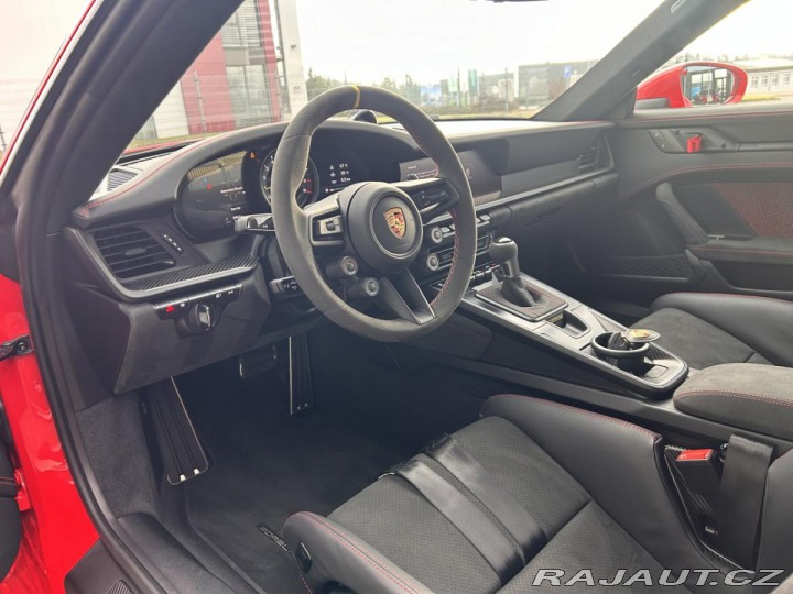 Porsche 911 GT3 RS 2024