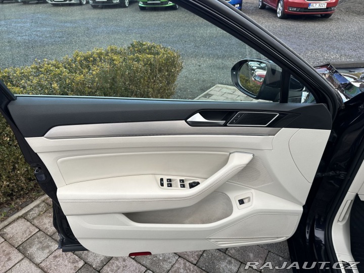 Volkswagen Passat 2,0TDI 140kW DSG HIGHLINE 2015