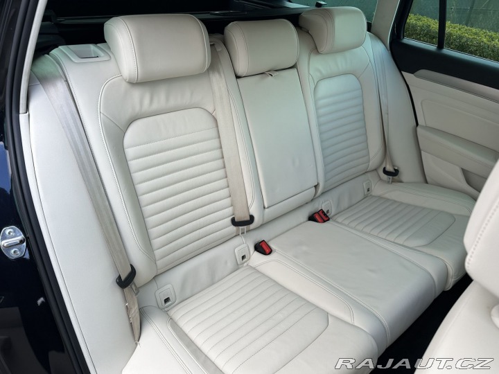 Volkswagen Passat 2,0TDI 140kW DSG HIGHLINE 2015