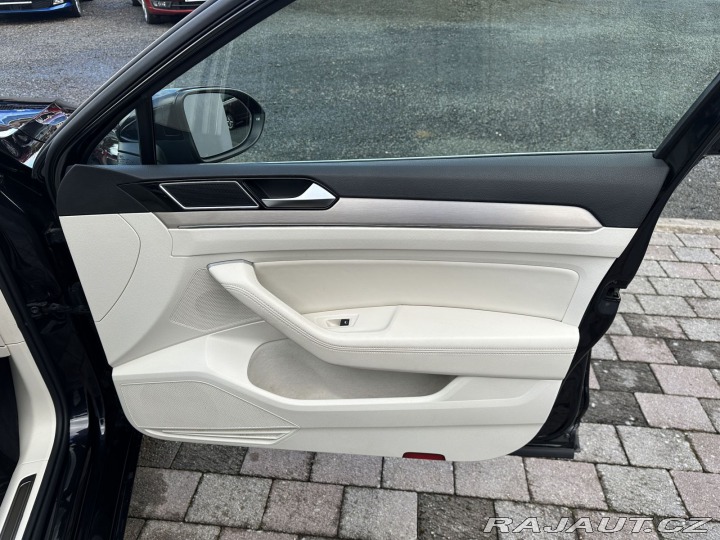 Volkswagen Passat 2,0TDI 140kW DSG HIGHLINE 2015