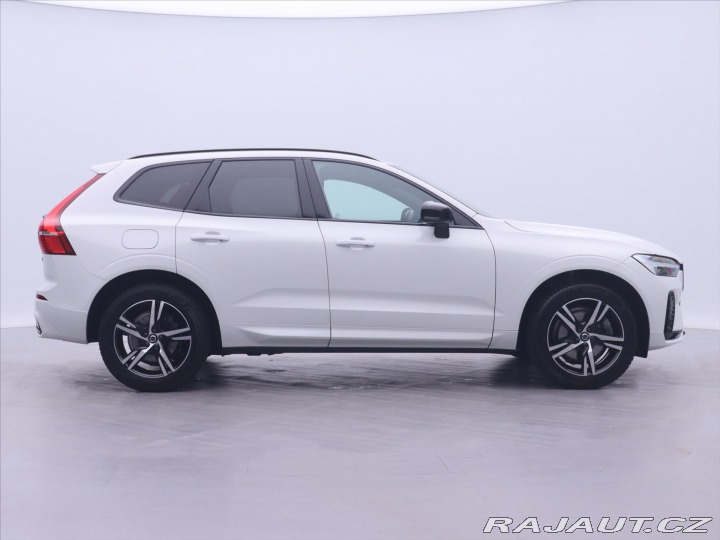 Volvo XC60 2,0 B4 AWD R-Design CZ 1. 2021