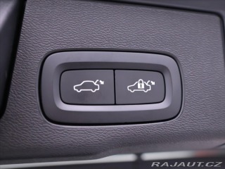 Volvo XC60 2,0 B4 AWD R-Design CZ 1. 2021