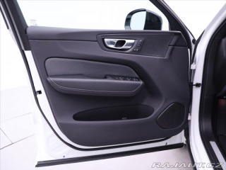 Volvo XC60 2,0 B4 AWD R-Design CZ 1. 2021
