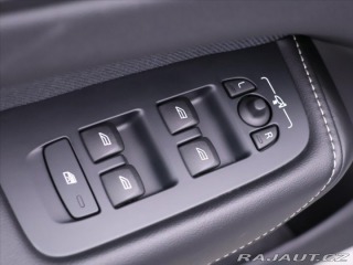 Volvo XC60 2,0 B4 AWD R-Design CZ 1. 2021