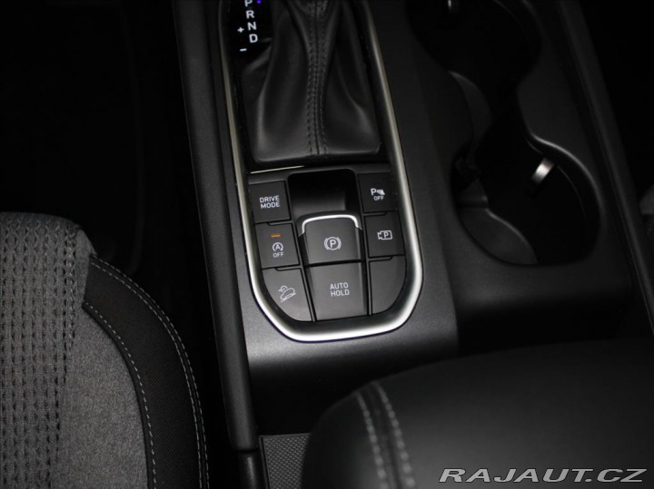 Hyundai Santa Fe 2,2 CRDi 142kW 7-míst 27t 2023