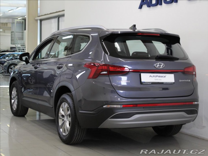 Hyundai Santa Fe 2,2 CRDi 142kW 7-míst 27t 2023
