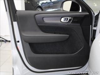 Volvo XC40 2,0 B4 R-Design H/K BLIS 2021