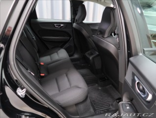 Volvo XC60 2,0 B4 AWD  Momentum AUT 2019