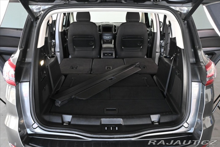 Ford S-MAX 2,0 ECOBLUE 140 kW AT/8 * 2018
