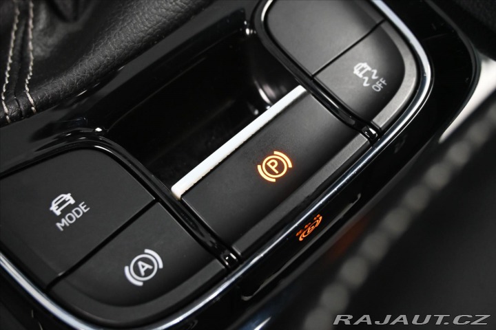 Škoda Karoq 1,5 TSI 110 kW Sportline 2020