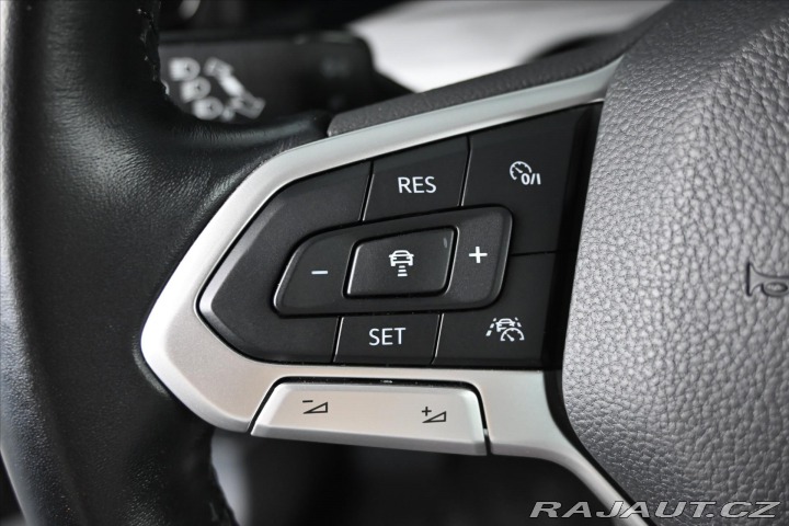 Volkswagen Golf 2,0 TDI 110 kW *LIFE* Zár 2021