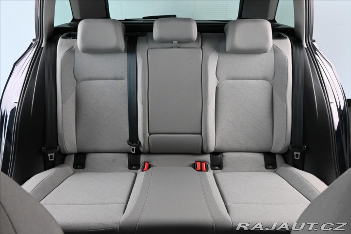 Volkswagen Golf 2,0 TDI 110 kW *LIFE* Zár 2021