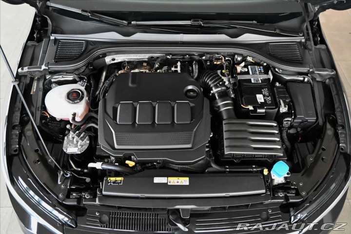 Volkswagen Golf 2,0 TDI 110 kW *LIFE* Zár 2021